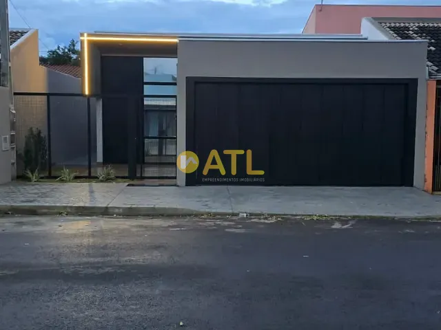 Casa 3 quartos e 3 banheiros, à venda, no bairro Vila Santos Dumont em Ourinhos