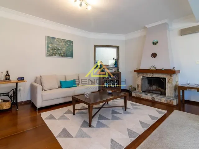 Casa com 435m² 4 quartos e 3 banheiros, à venda, no bairro Santa Teresinha em São Paulo