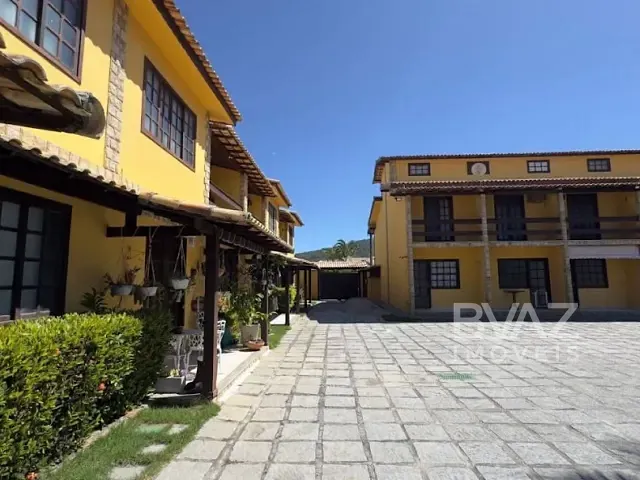 Casa com 145m² 4 quartos e 3 banheiros, à venda, no bairro Ogiva em Cabo Frio