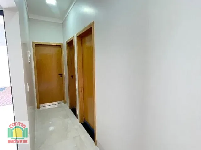 Casa com 200m² 3 quartos e 2 banheiros, à venda, no bairro Jardim Itália em Anápolis