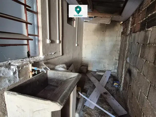 Casa 2 quartos e 1 banheiro, à venda, no bairro Jardim Califórnia em Jundiaí