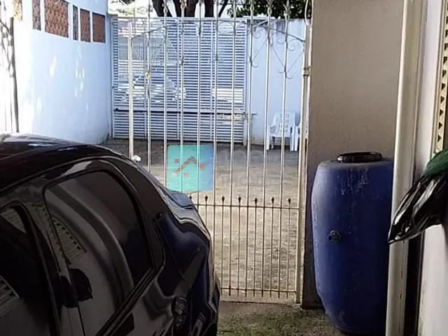 Casa com 338m² 3 quartos e 2 banheiros, à venda, no bairro Cidade Morumbi em São José dos Campos