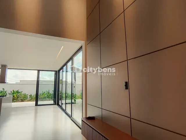 Casa 3 quartos e 5 banheiros, à venda, no bairro Loteamento Alphaville Araçatuba em Araçatuba