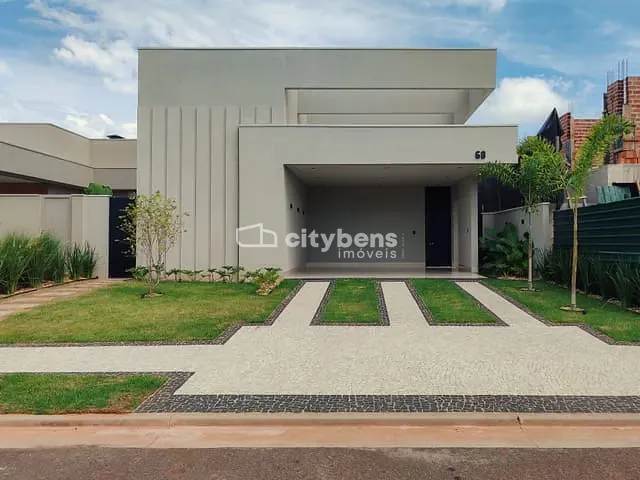 Casa 3 quartos e 5 banheiros, à venda, no bairro Loteamento Alphaville Araçatuba em Araçatuba
