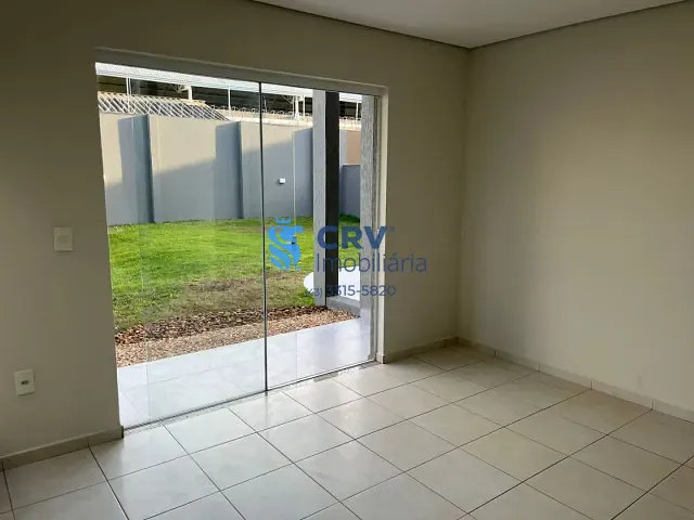 Casa com 760m² 3 quartos e 4 banheiros, à venda, no bairro Esperança em Londrina