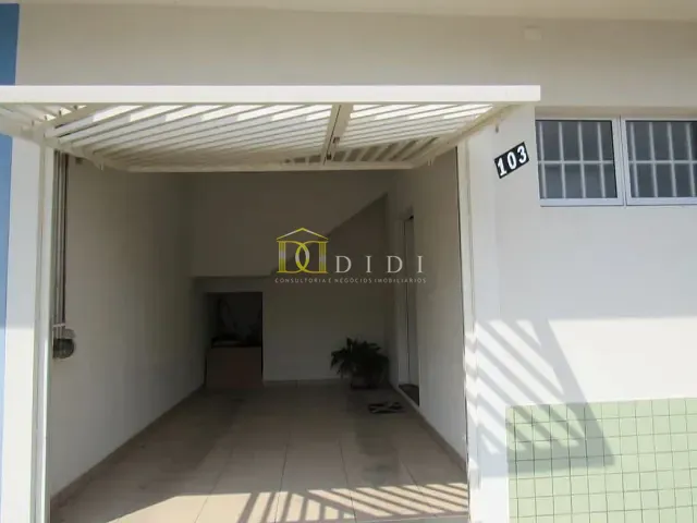 Casa 3 quartos e 4 banheiros, à venda, no bairro Centro em Porto Feliz