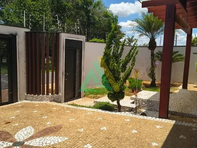 Casa com 413m² 3 quartos e 2 banheiros, à venda, no bairro Jardim América em Mogi Mirim