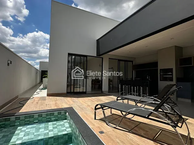 Casa com 465m² 3 quartos e 5 banheiros, à venda, no bairro Fazenda Santa Lúcia em Americana