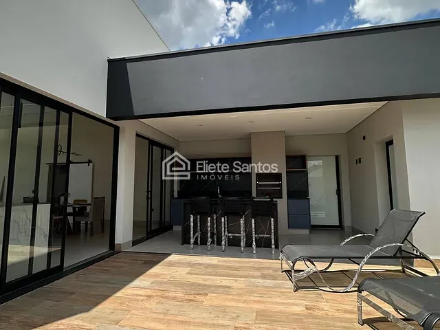 Casa com 465m² 3 quartos e 5 banheiros, à venda, no bairro Fazenda Santa Lúcia em Americana