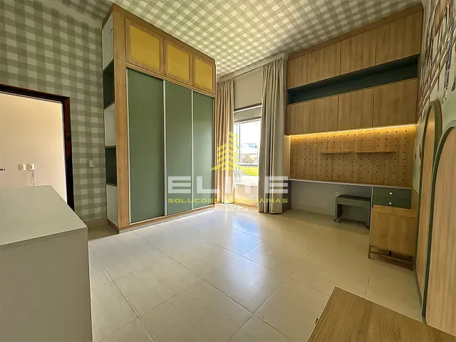 Casa com 264m² 3 quartos e 4 banheiros, à venda, no bairro Vila Romana em Sorriso