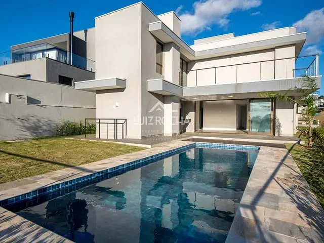 Casa com 541m² 3 quartos e 5 banheiros, à venda, no bairro Paisagem Renoir em Cotia