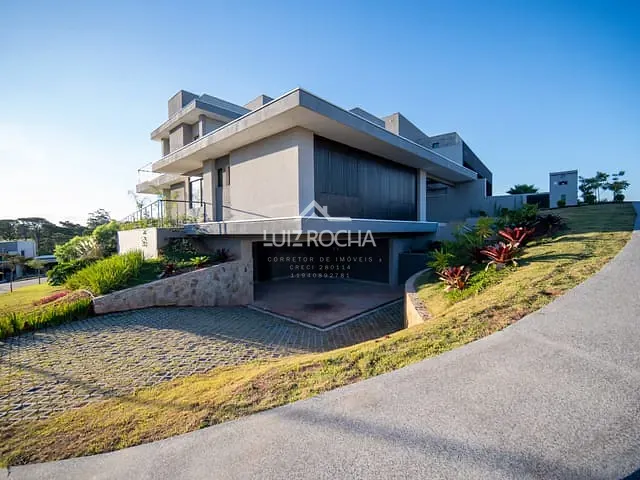 Casa com 541m² 3 quartos e 5 banheiros, à venda, no bairro Paisagem Renoir em Cotia