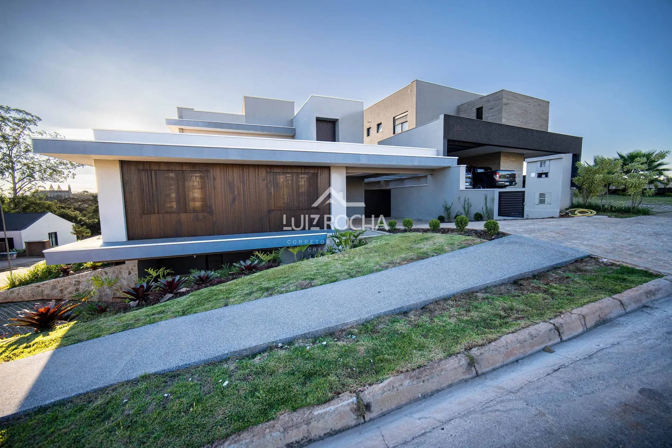Casa, 3 quartos, 340 m² - Foto 1
