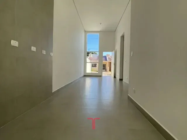 Casa com 120m² 3 quartos e 2 banheiros, à venda, no bairro Gralha Azul em Fazenda Rio Grande