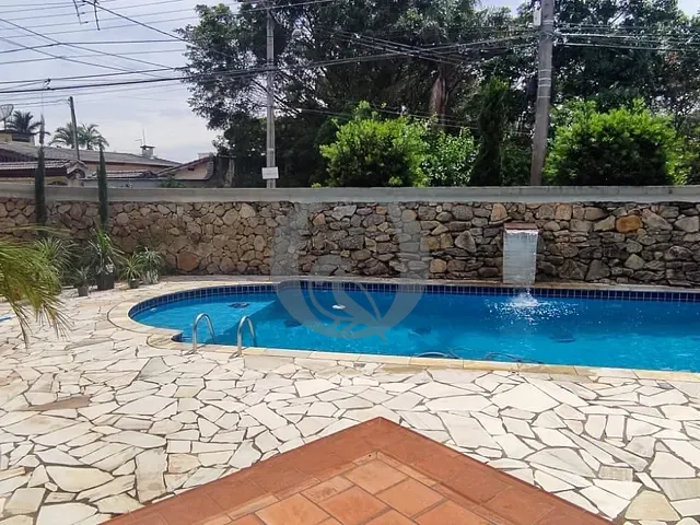 Casa com 362m² 3 quartos e 3 banheiros, à venda, no bairro Vila Petropolis em Atibaia
