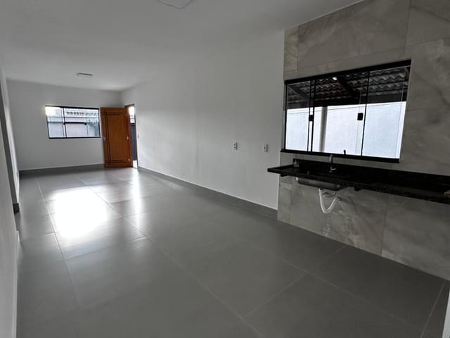 Casa com 375m² 2 quartos e 1 banheiro, à venda, no bairro Setor Serra Dourada - 3ª Etapa em Aparecida de Goiânia