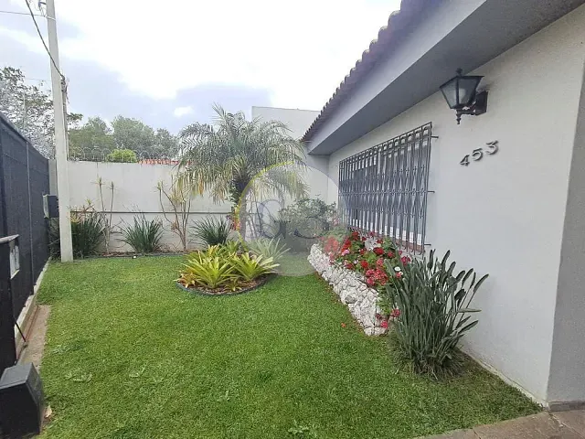 Casa 4 quartos e 4 banheiros, à venda, no bairro Areal em Pelotas