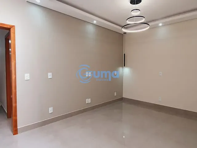 Casa com 150m² 3 quartos e 2 banheiros, à venda, no bairro Vila Santa Libânia em Bragança Paulista