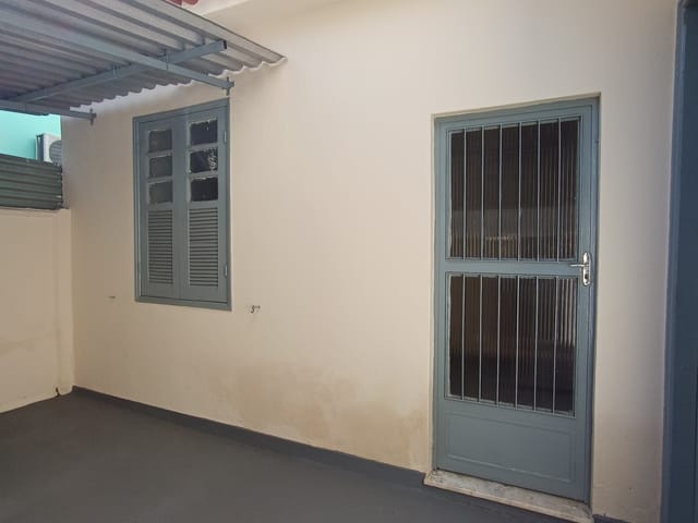 Foto do Casa - Casa Duplex para locação, aproximadamente 80m², 2 quartos, localizado na rua Quiaré, Bras de Pina | Hilmar