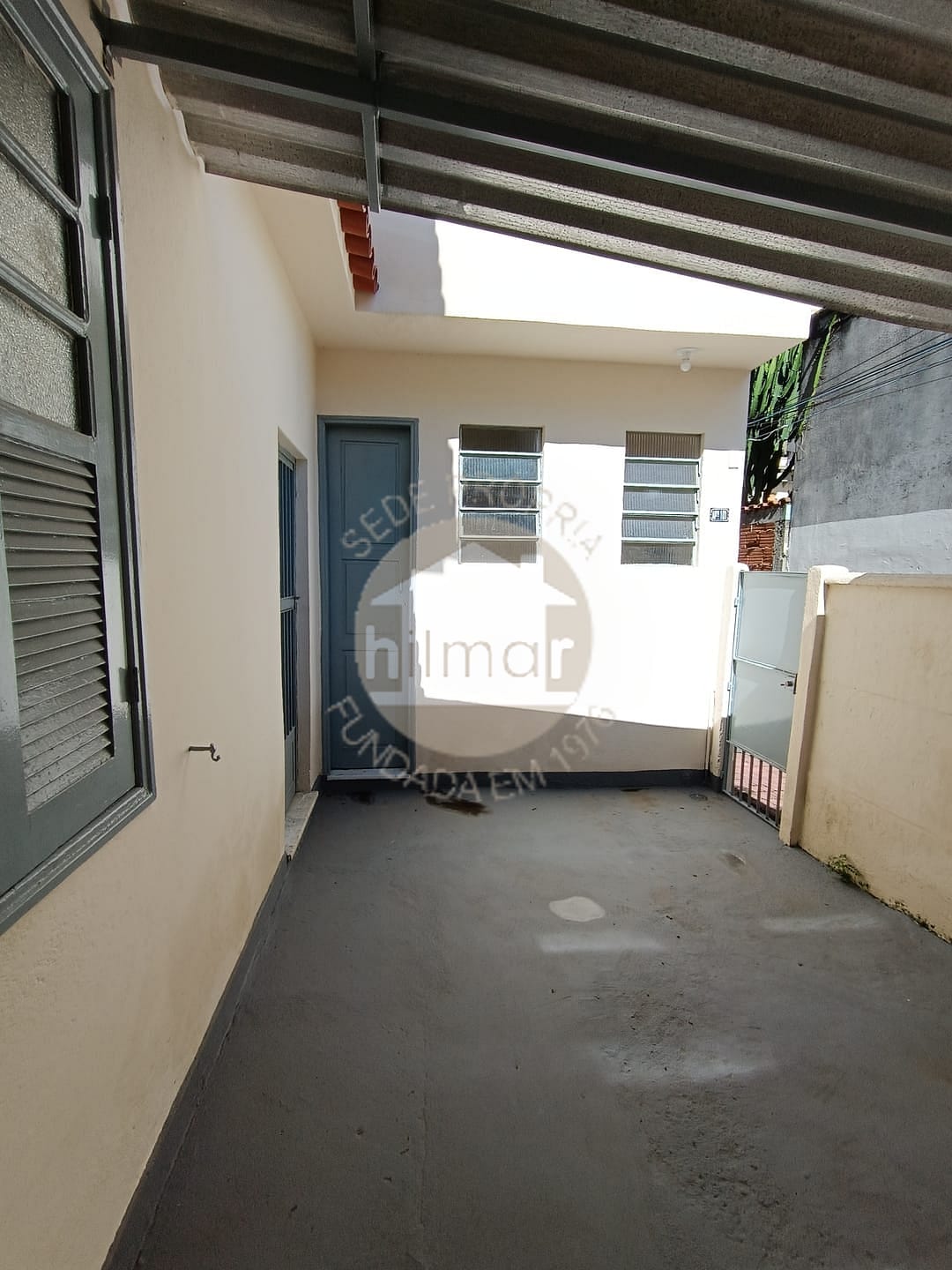 Casa para alugar com 2 quartos, 80m² - Foto 2