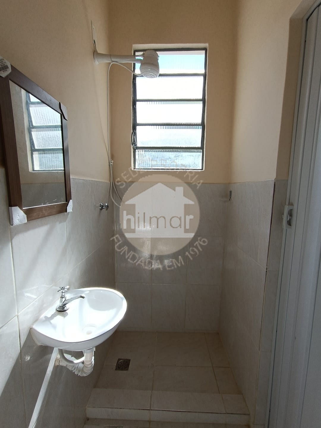 Casa para alugar com 2 quartos, 80m² - Foto 12