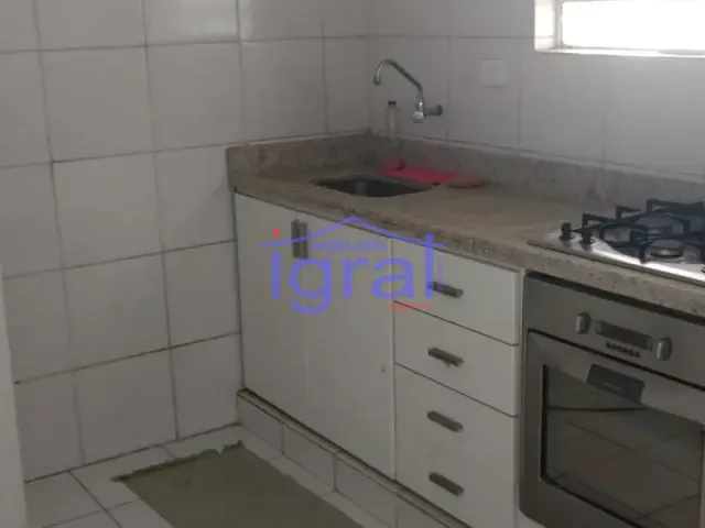 Casa com 558m² 3 quartos e 3 banheiros, à venda ou para alugar, no bairro Cidade Vargas em São Paulo