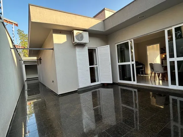 Casa 3 quartos e 3 banheiros, à venda, no bairro Vila Santa Maria em Americana