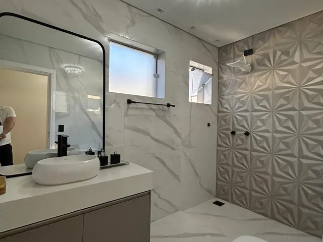 Casa 3 quartos e 3 banheiros, à venda, no bairro Vila Santa Maria em Americana