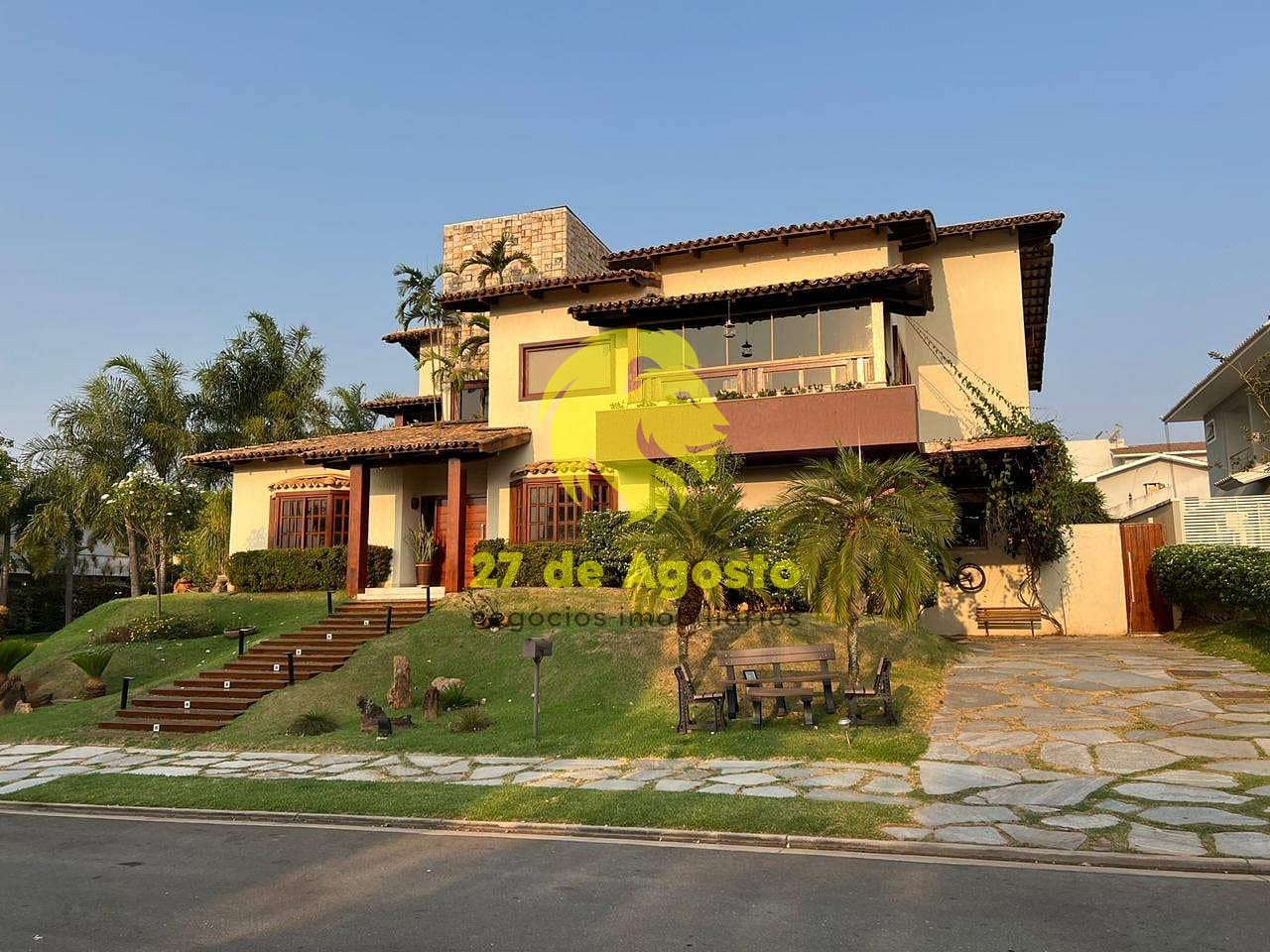Casa para alugar com 5 quartos, 600m² - Foto 32