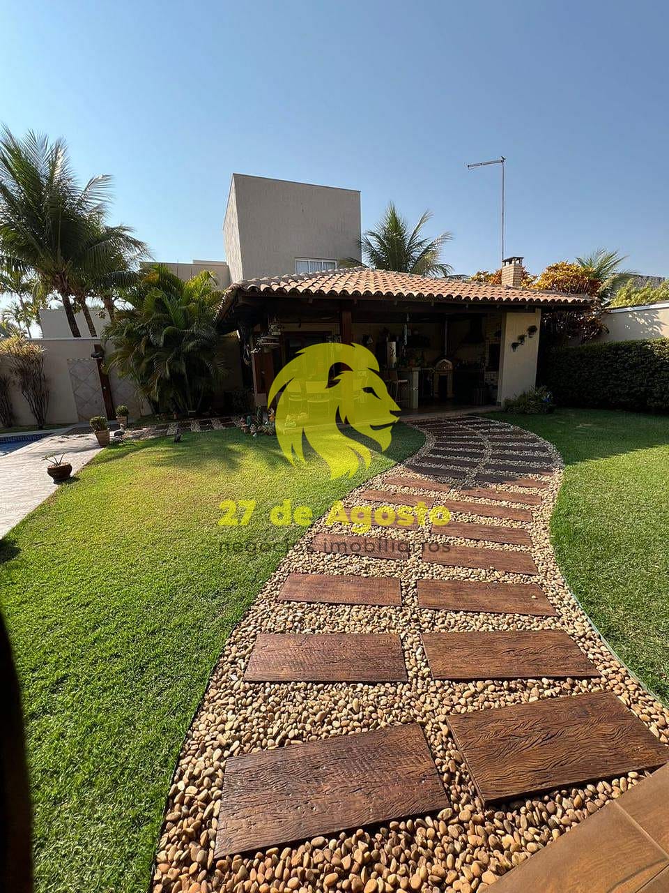Casa para alugar com 5 quartos, 600m² - Foto 27