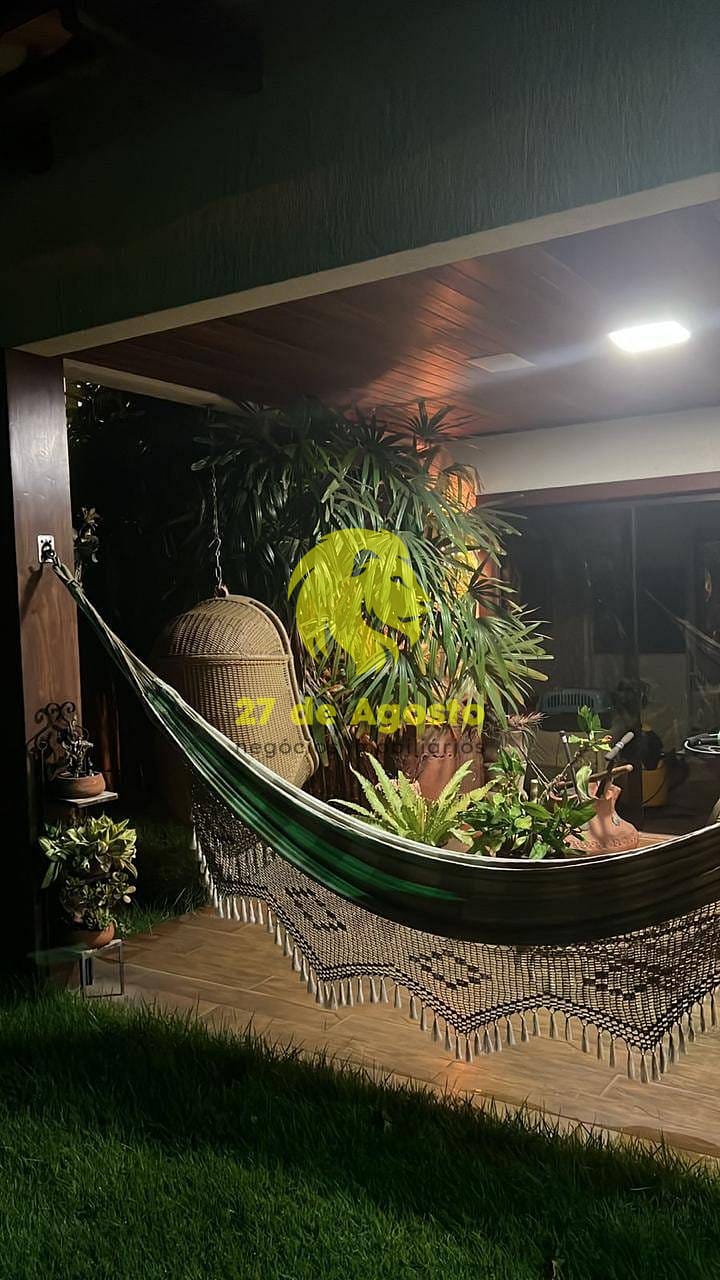 Casa para alugar com 5 quartos, 600m² - Foto 4