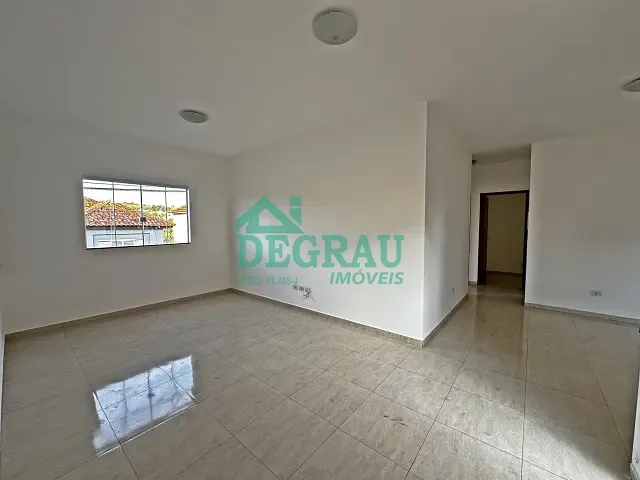 Casa 3 quartos e 1 banheiro, para alugar, no bairro Centro em Itapeva