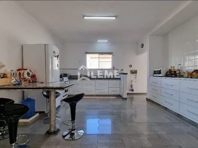 Casa com 1500m² 3 quartos e 2 banheiros, à venda, no bairro Desterro em Casa Branca