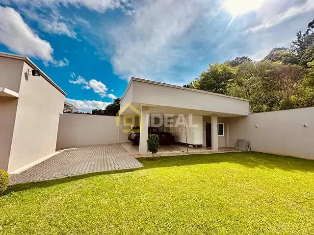 Casa 3 quartos e 3 banheiros, à venda, no bairro Parque de Exposições em Concórdia