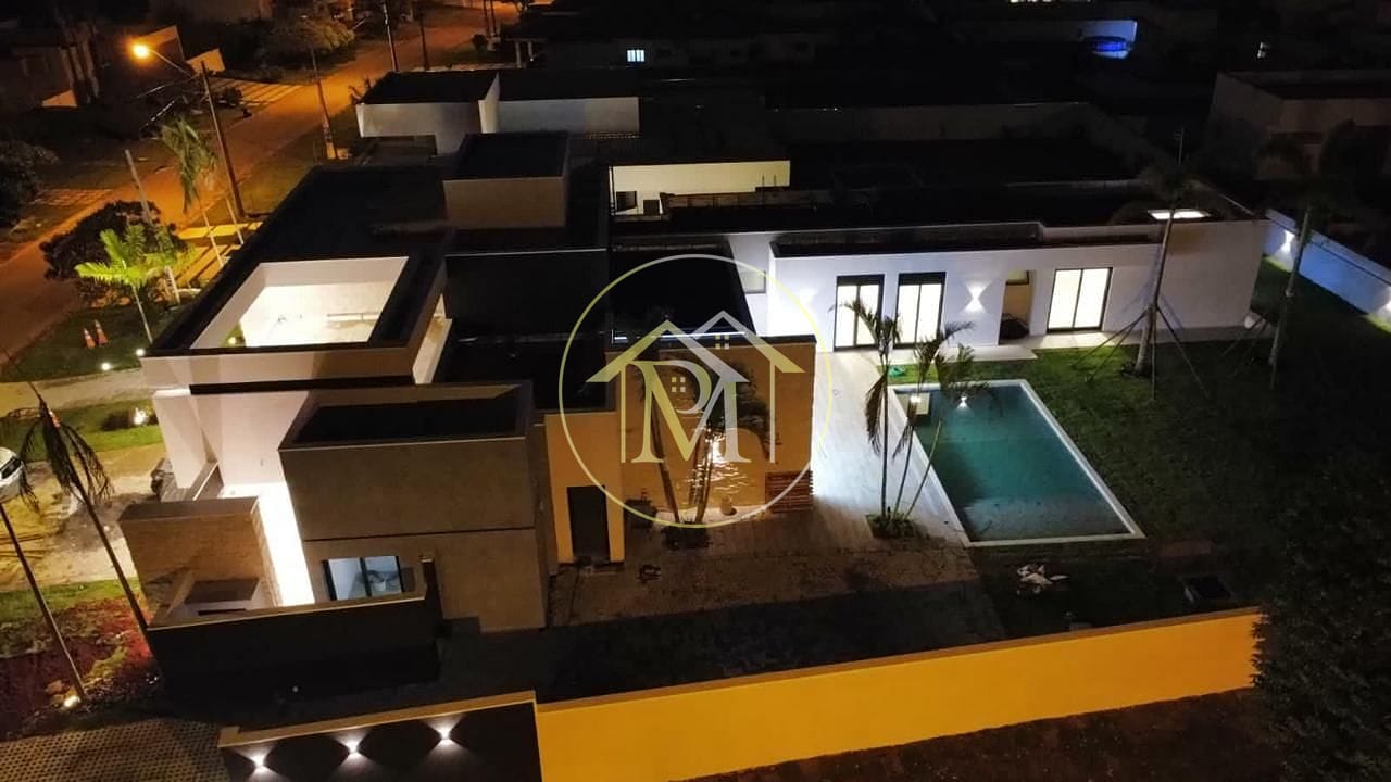 Casa, 3 quartos, 305 m² - Foto 2