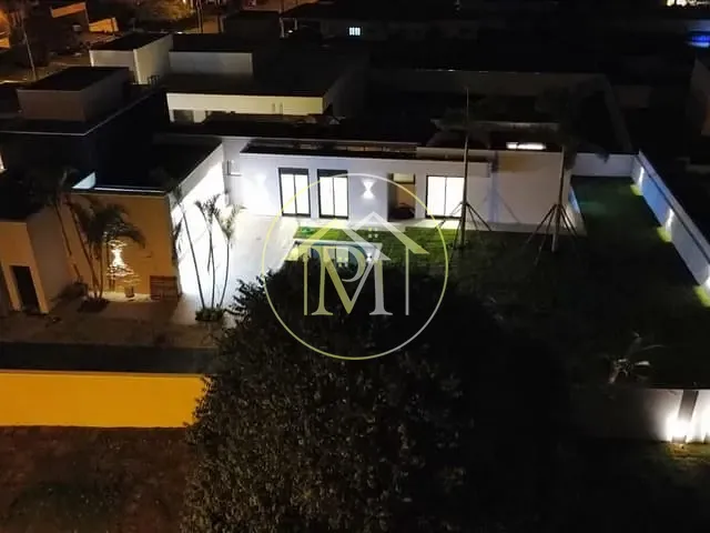 Casa com 1055m² 3 quartos e 5 banheiros, à venda, no bairro Araçoiabinha em Araçoiaba da Serra
