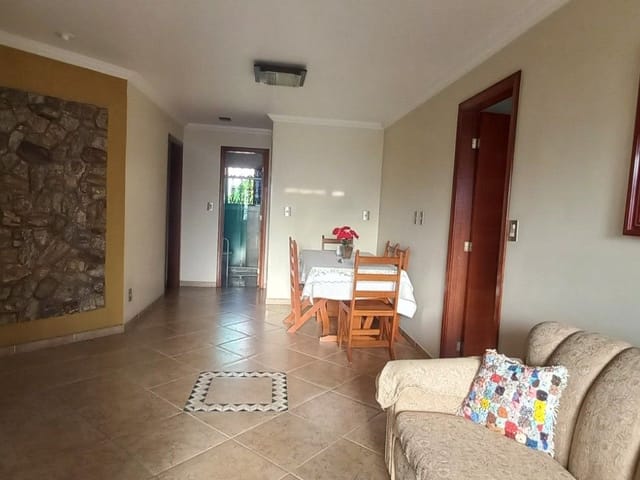 Casa com 501m² 4 quartos e 3 banheiros, à venda, no bairro Jardim Sulacap em Rio de Janeiro