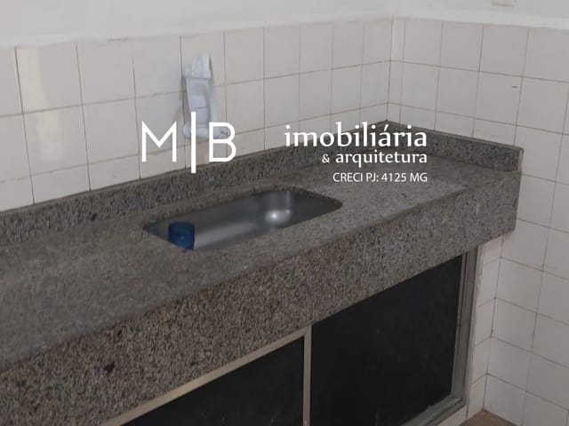 Casa 3 quartos e 2 banheiros, à venda, no bairro POPULAR em CATAGUASES
