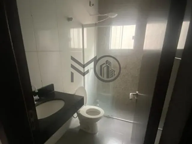 Casa com 260m² 3 quartos e 2 banheiros, à venda, no bairro Distrito Industrial em Cuiabá
