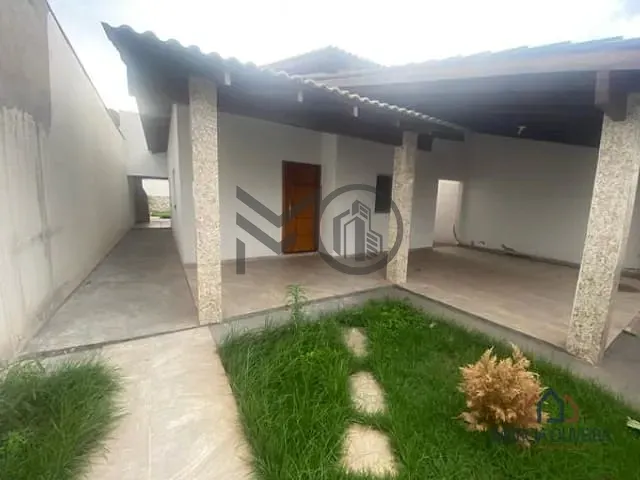 Casa com 260m² 3 quartos e 2 banheiros, à venda, no bairro Distrito Industrial em Cuiabá