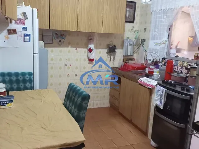 Casa com 194m² 2 quartos e 2 banheiros, à venda, no bairro Vila Santana em São Paulo