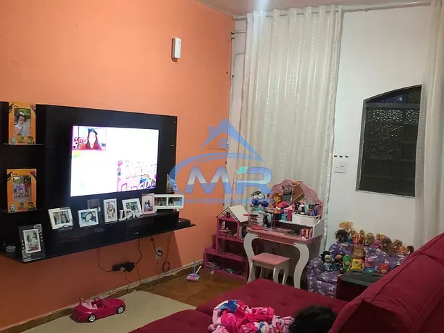 Casa com 194m² 2 quartos e 2 banheiros, à venda, no bairro Vila Santana em São Paulo