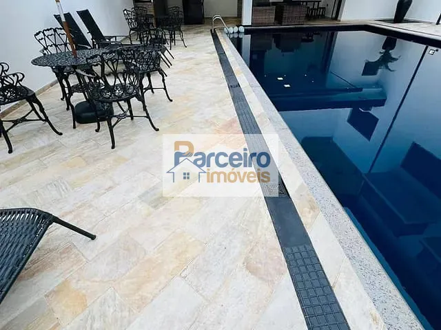 Casa com 270m² 3 quartos e 6 banheiros, à venda, no bairro Jardim Nossa Senhora do Carmo em São Paulo