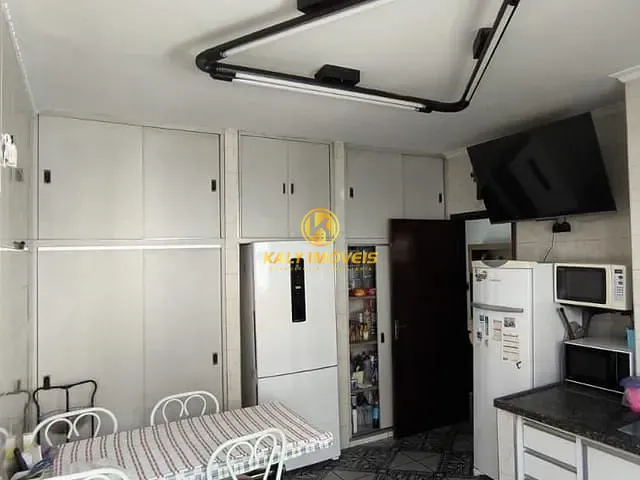 Casa com 179m² 3 quartos e 4 banheiros, à venda, no bairro Barcelona em São Caetano do Sul