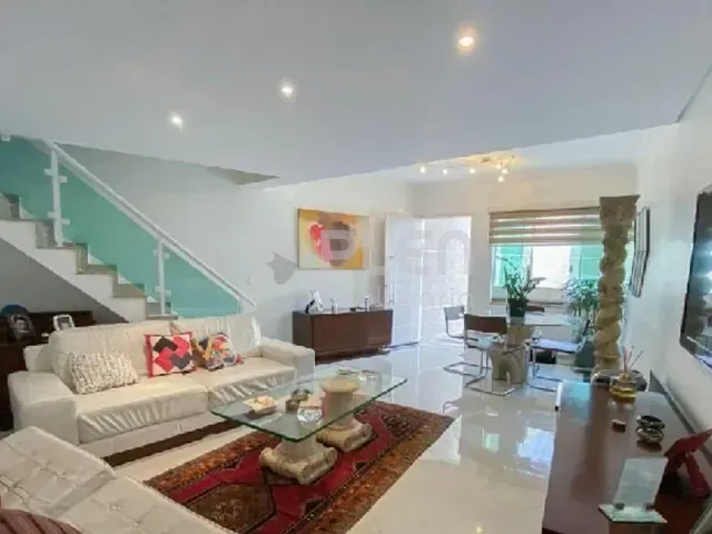 Casa 3 quartos e 4 banheiros, à venda, no bairro Imirim em São Paulo