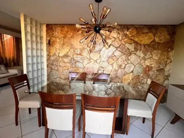 Casa 3 quartos e 2 banheiros, para alugar, no bairro Jardim Atlântico em Ilhéus