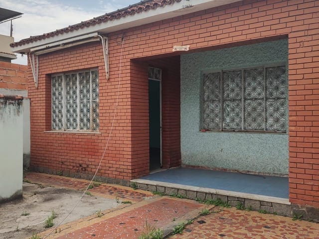 Casa 2 quartos e 1 banheiro, à venda, no bairro Campo Grande em Rio de Janeiro