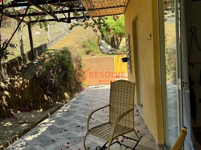 Casa com 1000m² 4 quartos e 5 banheiros, à venda, no bairro Sítio dos 15 em Guararema