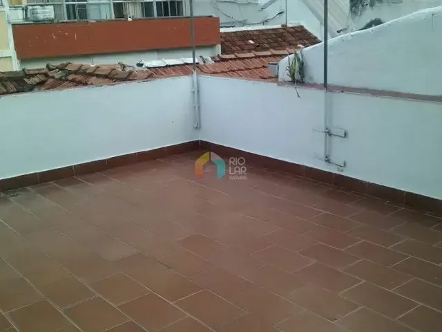 Casa com 150m² 3 quartos e 3 banheiros, à venda, no bairro Catete em Rio de Janeiro