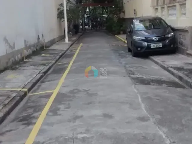 Casa com 150m² 3 quartos e 3 banheiros, à venda, no bairro Catete em Rio de Janeiro